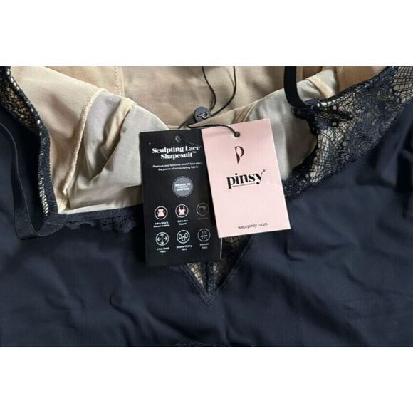 Pinsy Women's Sz Medium Black Sculpting Lace Shapesuit Shapewear Bodysuit - Picture 3 of 6